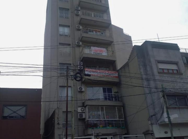 Foto de VENTA Departamento 2 Ambientes con Cochera y Amplio Balcón | A 5 Min, imagen 1