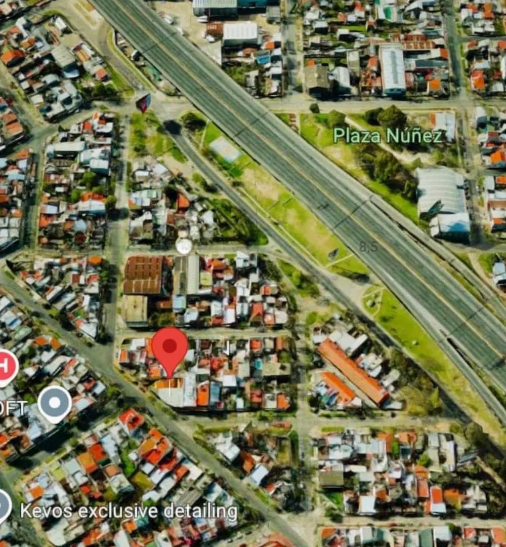 Amplio Galpon en Alquiler en Avellaneda 5