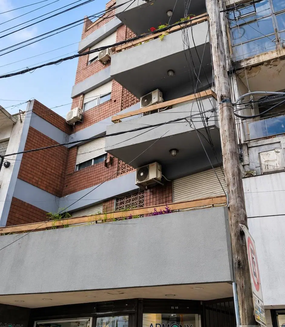 Departamento en Venta en Avellaneda 1