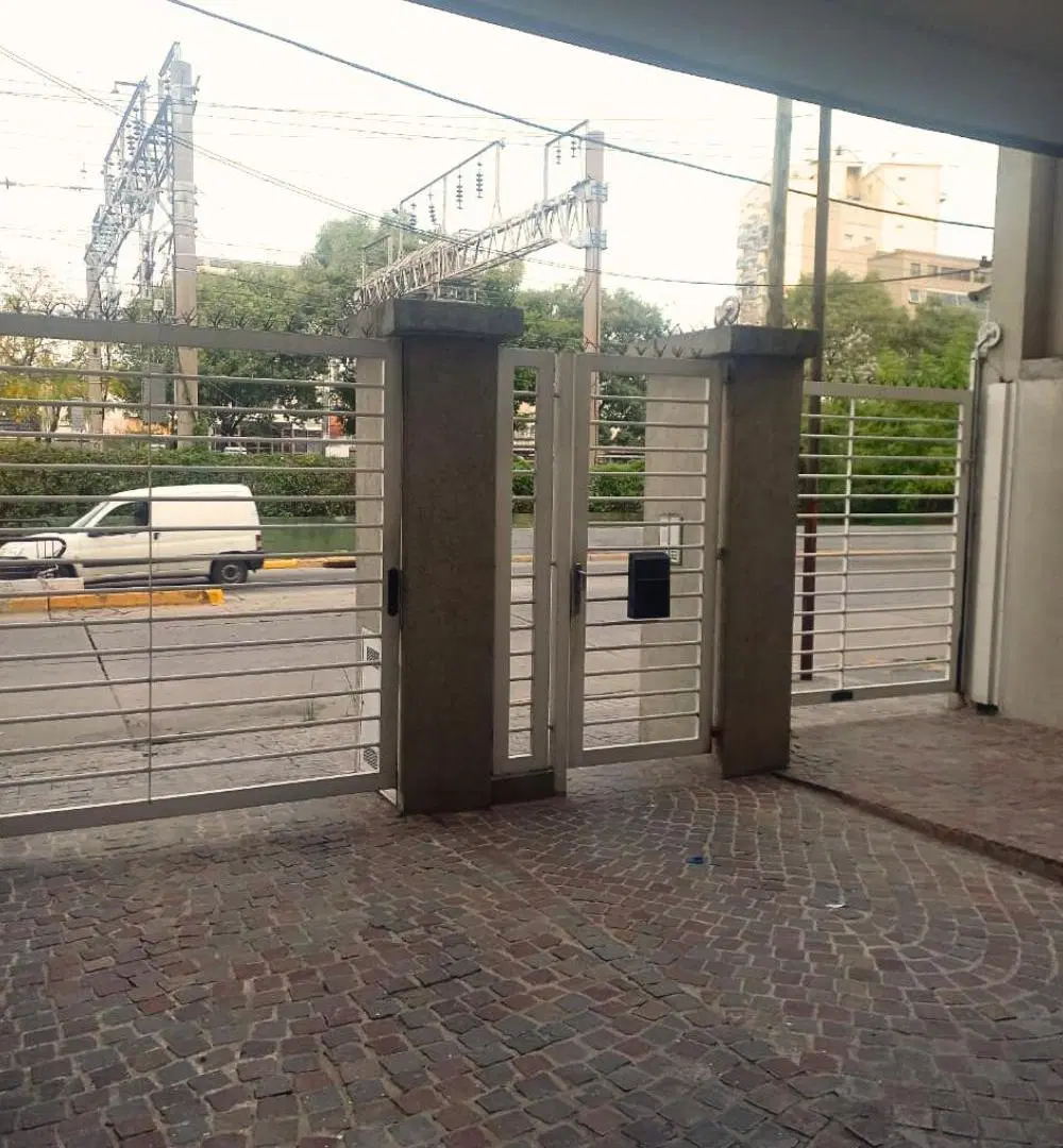 Departamento en Alquiler en Lanús Este 2