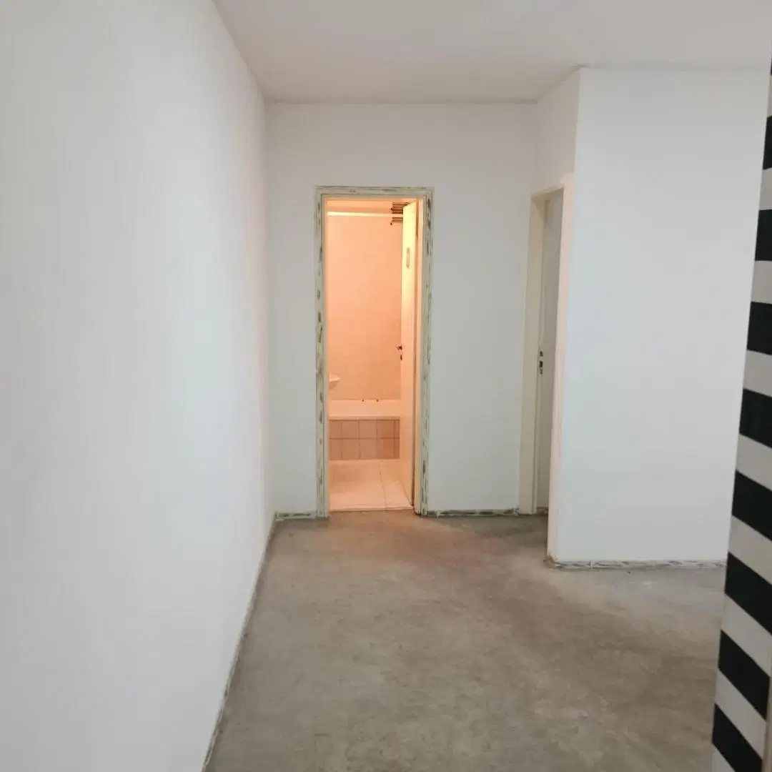 Departamento 2 ambientes con cochera en Avellaneda centro 2