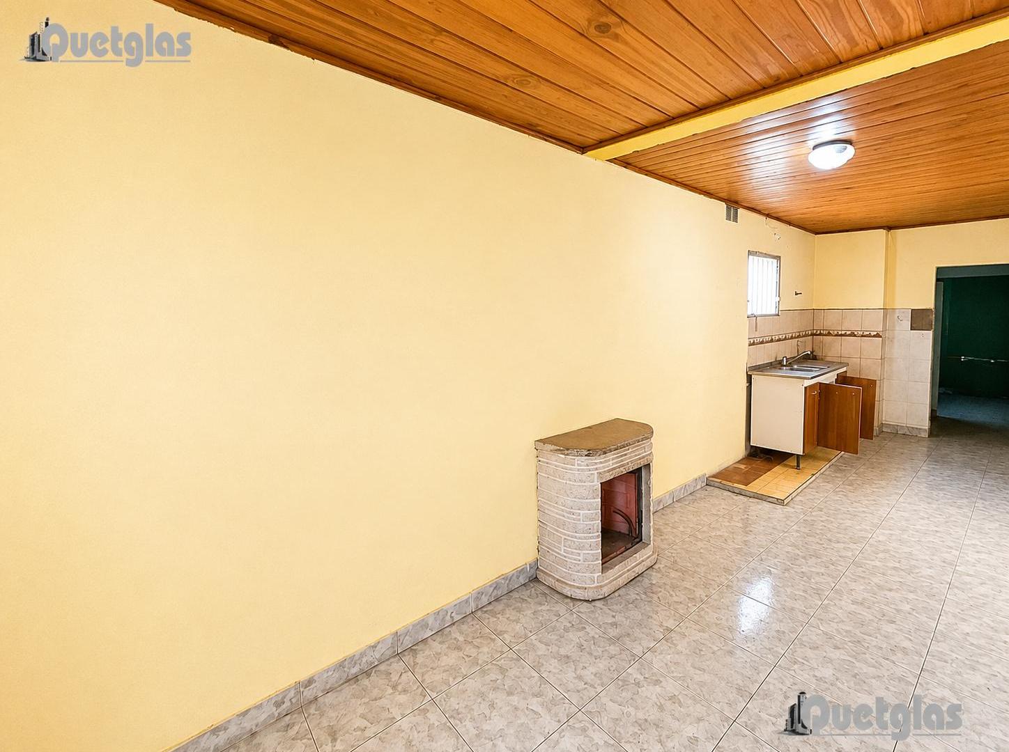 Foto de Venta Casa 3 Ambientes sobre Lote de 10 x 47 m + Segunda Vivienda al, imagen 3
