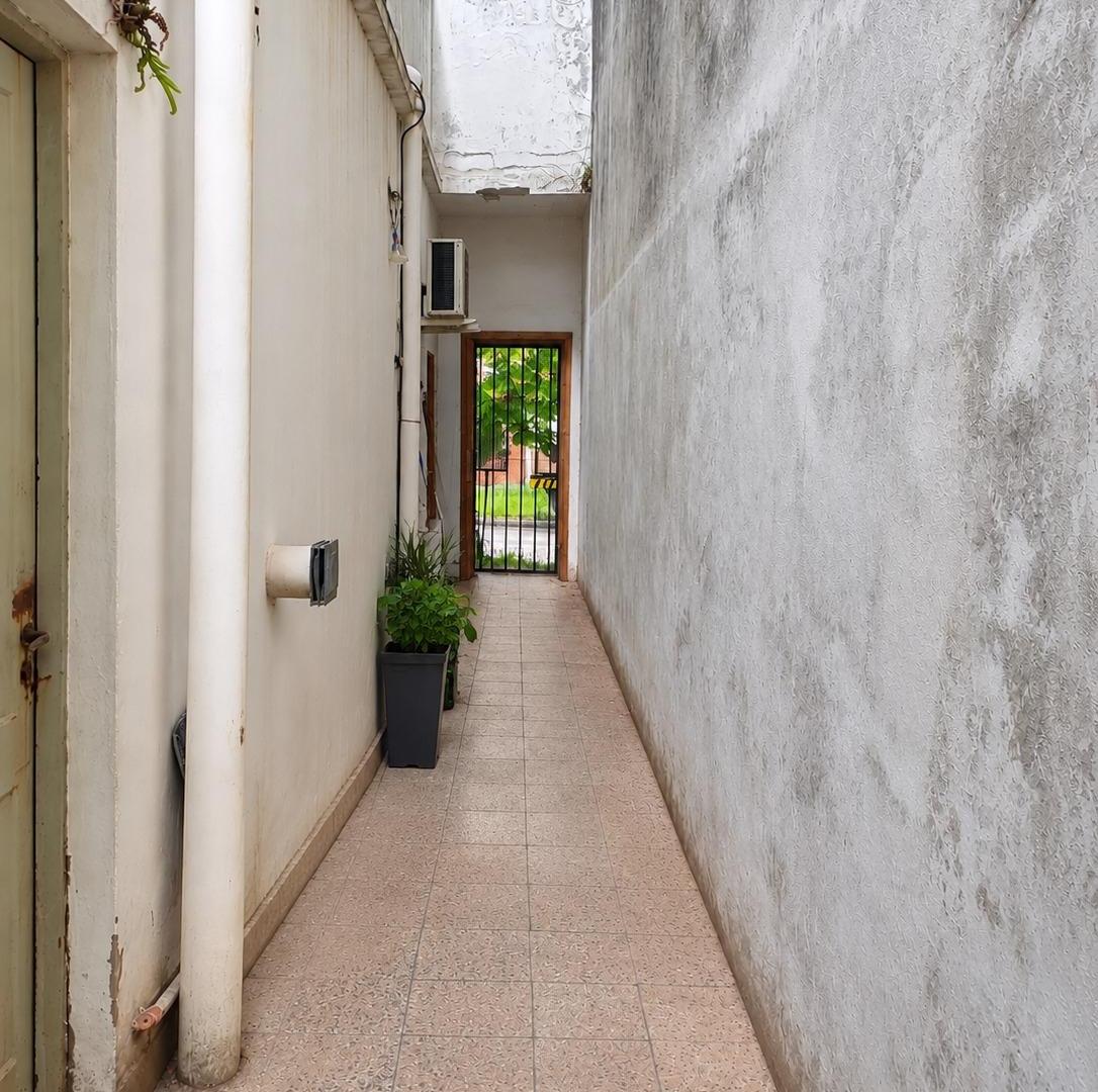 Foto de Ph Tipo Casa En Venta Apto Crédito Con Dos Patios Y Sin Expensas, imagen 4