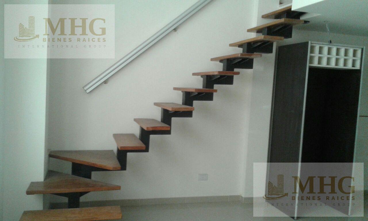 Foto de Hermoso Duplex en Lomas del Mirador!!!, imagen 3