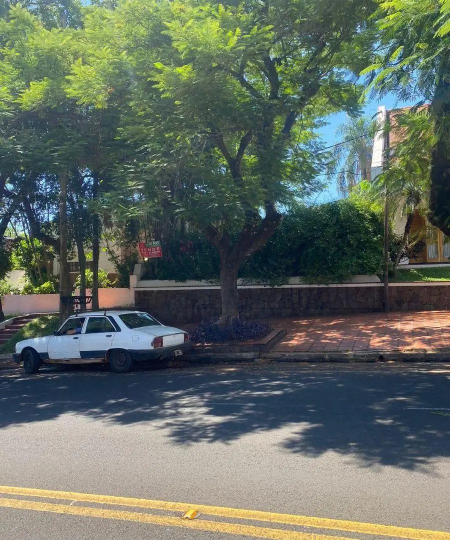 Terreno de 250 m² en venta, sobre Av. Roca a mts de la Costanera 4