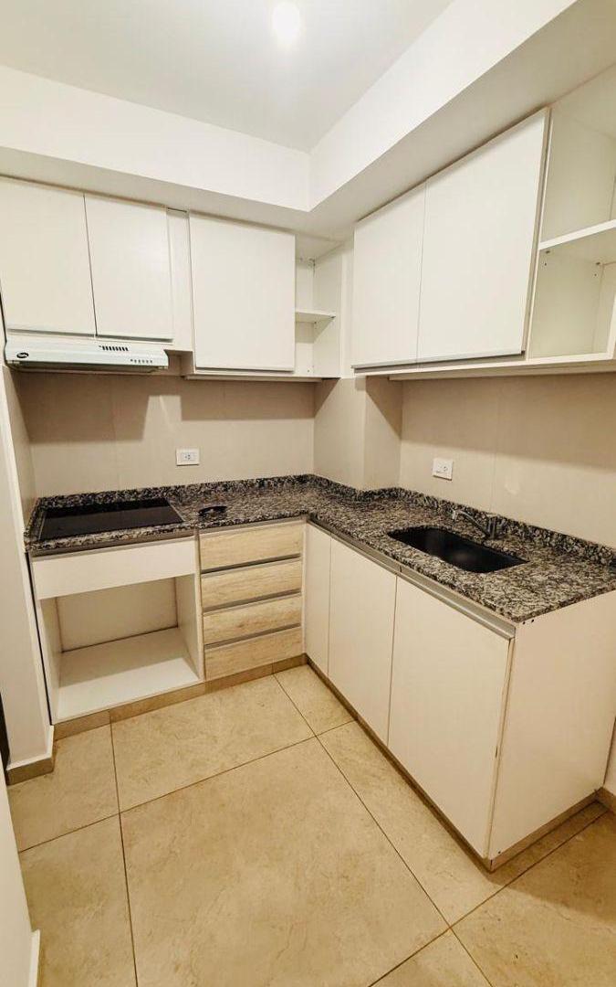 Foto de Departamento de 50 m² en Edificio Alarif Trench de 1 dormitorio en, imagen 3
