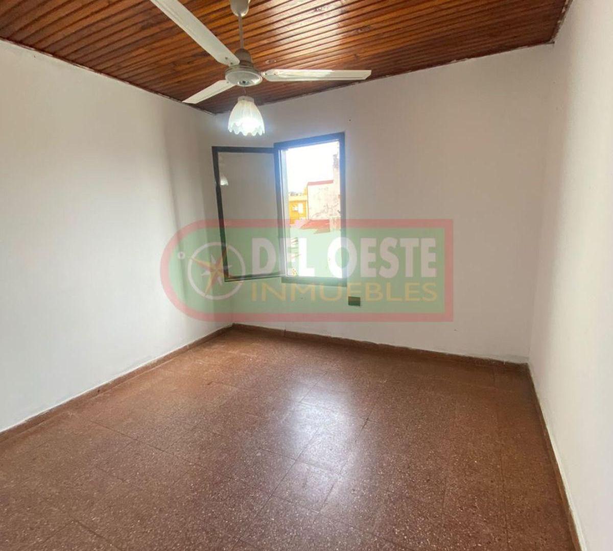 Foto de Casa de 108 m² con 4 habitaciones en venta y alquiler en Villa Cabello, imagen 4