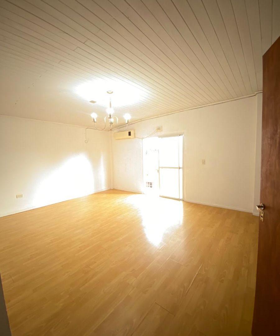 Foto de Departamento de 80 m² con 2 dormitorios en alquiler en Villa Sarita, imagen 1