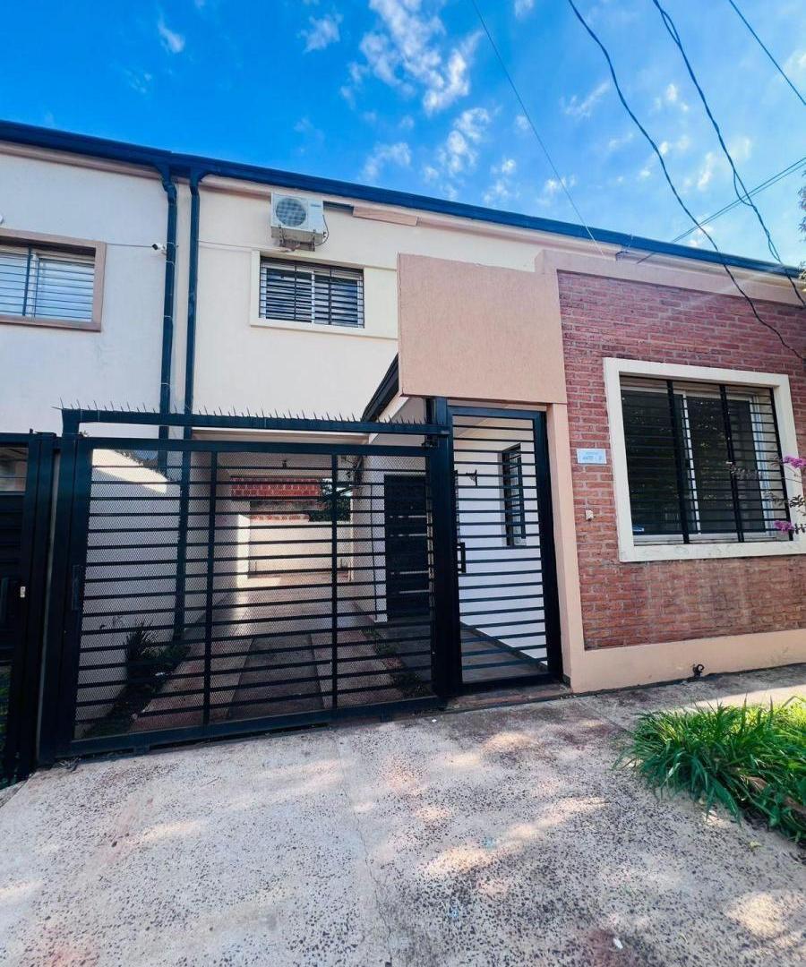 Foto de Casa de 50 m² con 2 dormitorios en alquiler en Posadas, imagen 1
