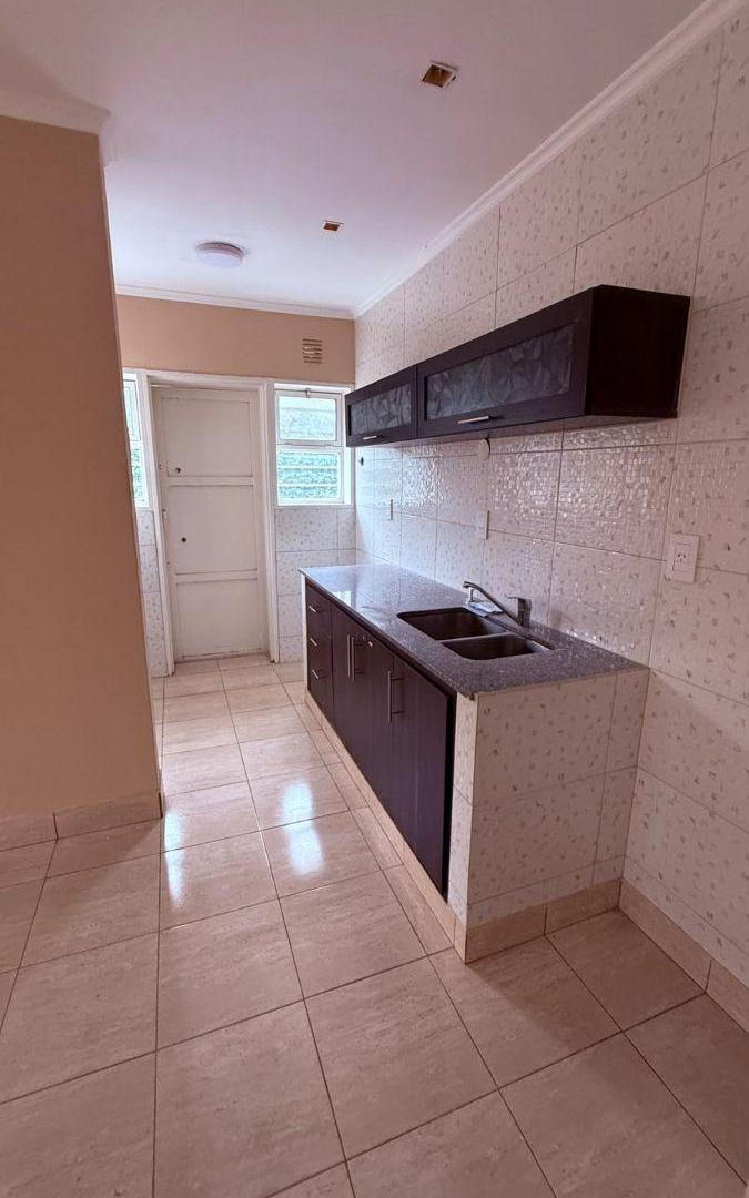 Foto de Casa de 300 m² con 3 habitaciones en venta en El Laurel, imagen 5