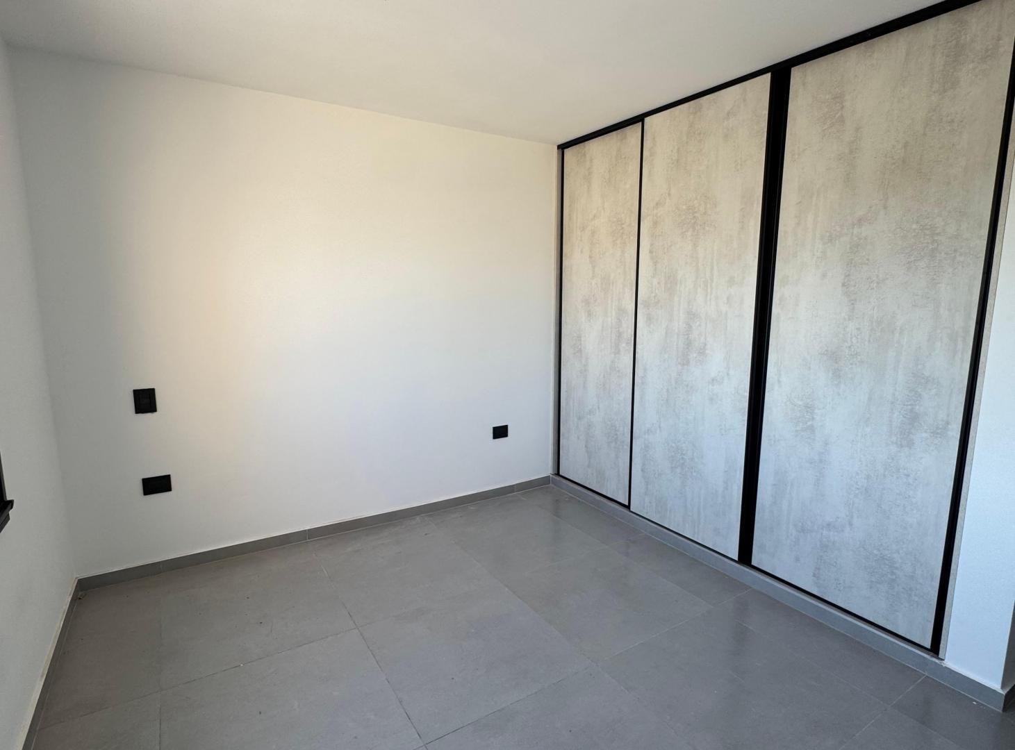 Se vende duplex de dos dormitorios en docta avenida