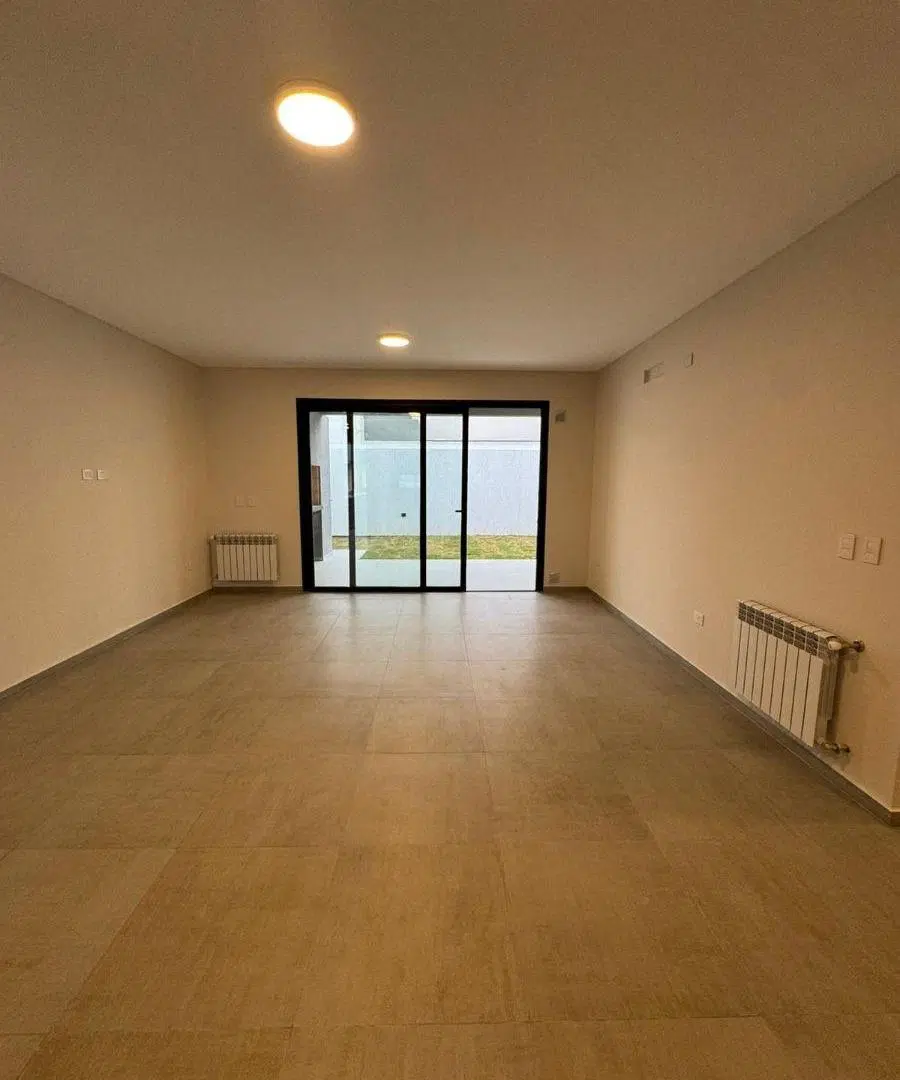 Vendemos dúplex de dos dormitorios en San Ignacio Village 1