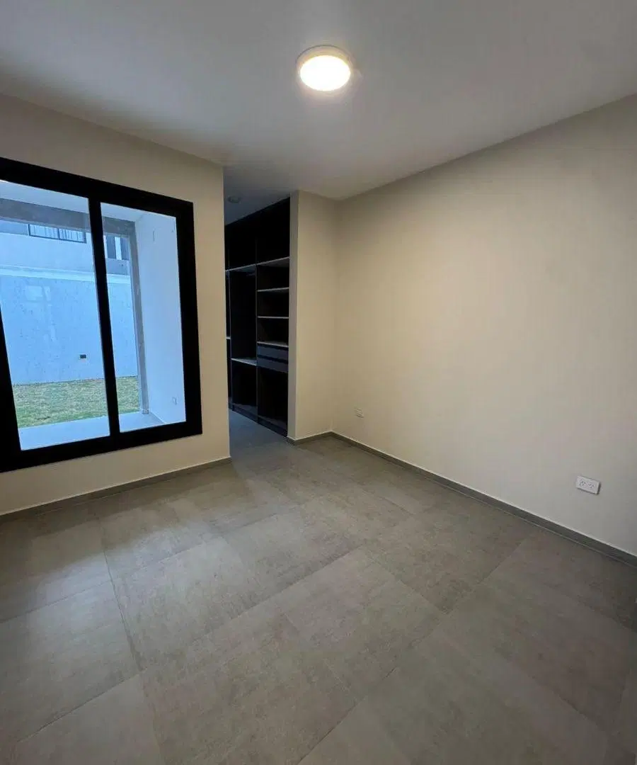 Vendemos dúplex de dos dormitorios en San Ignacio Village 4