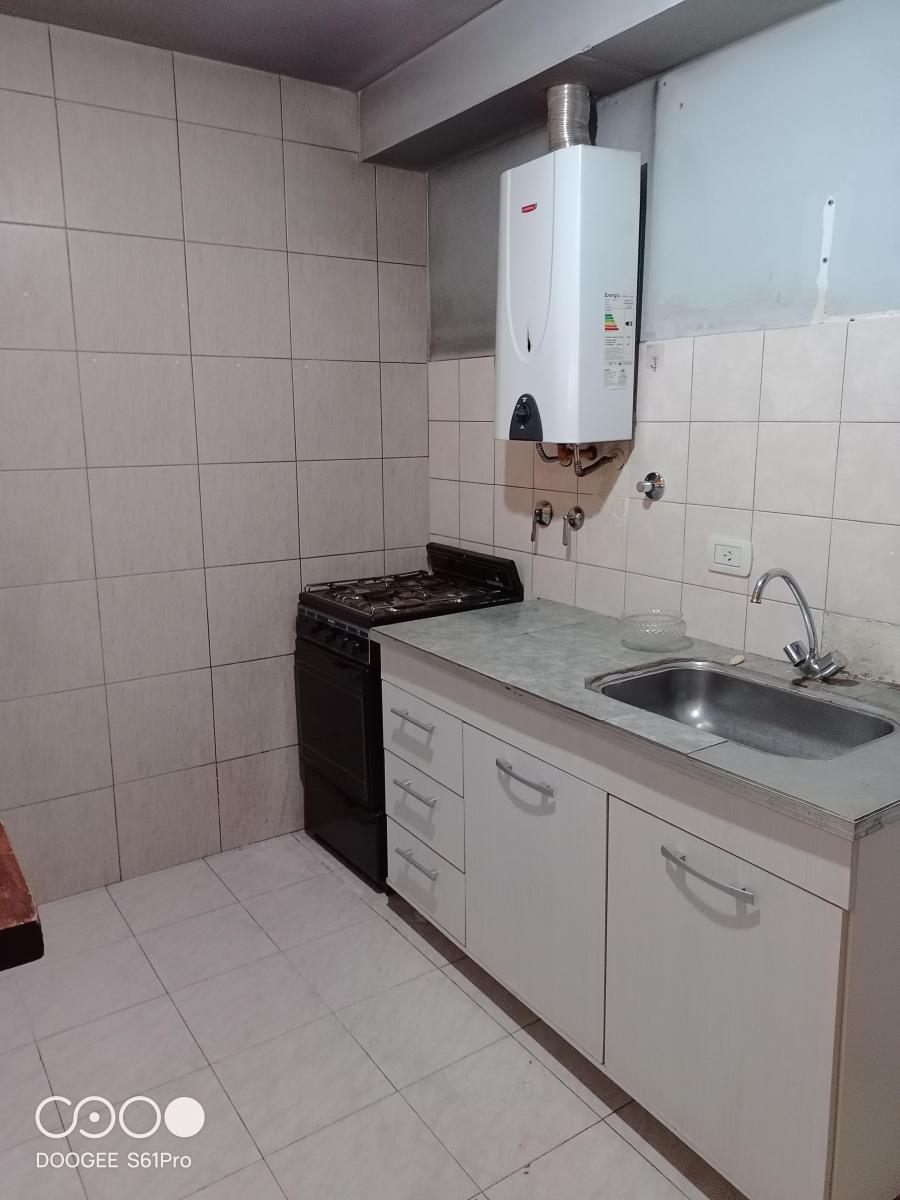 Departamento de 2 Ambientes en Planta Baja con Patio y Lavadero 3