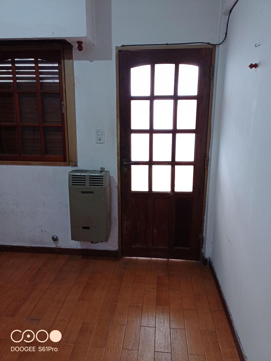 Departamento de 2 Ambientes en Planta Baja con Patio y Lavadero 2
