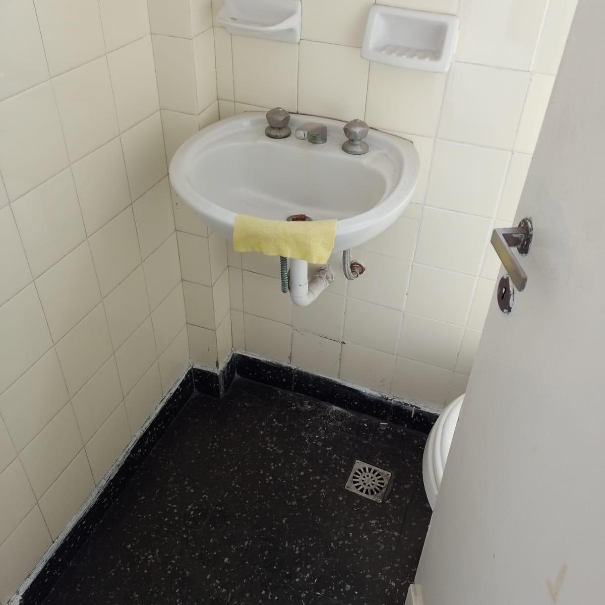 Foto de Departamento 1 ambiente contra frente, imagen 3