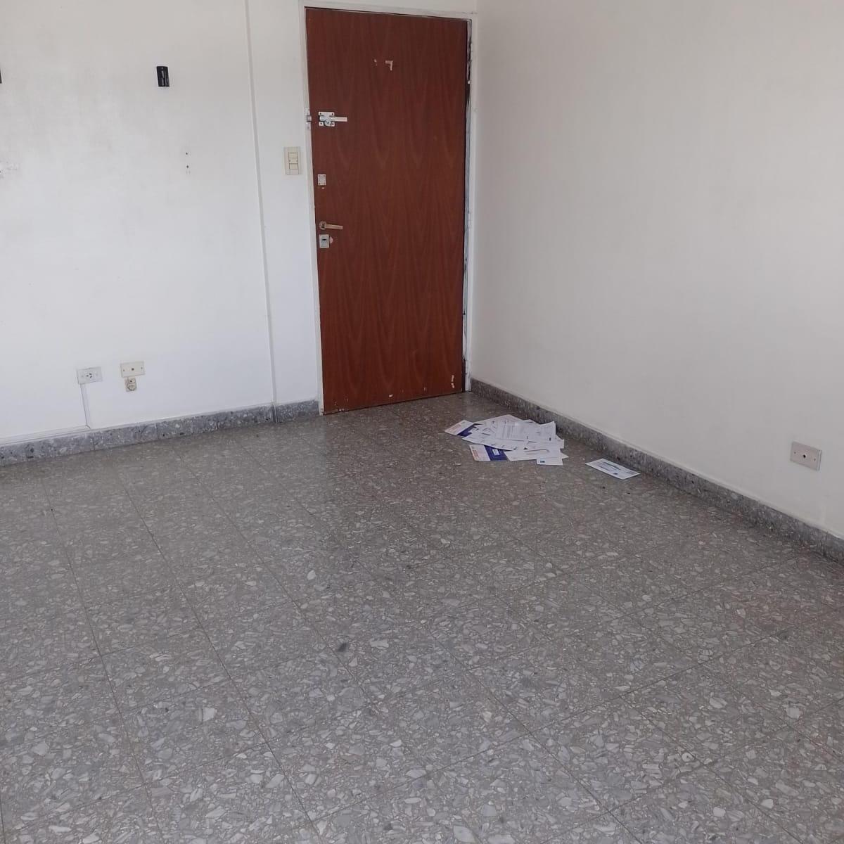 Foto de Departamento 1 ambiente contra frente, imagen 2