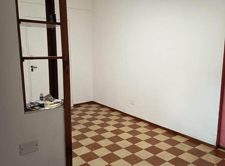 DEPARTAMENTO 2 AMBIENTES PB CON 2 PATIOS 5