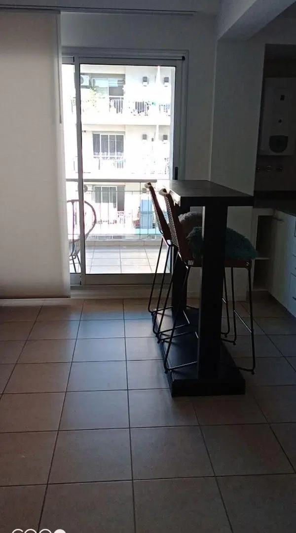 Departamento 2 ambientes al frente con balcon terraza 4