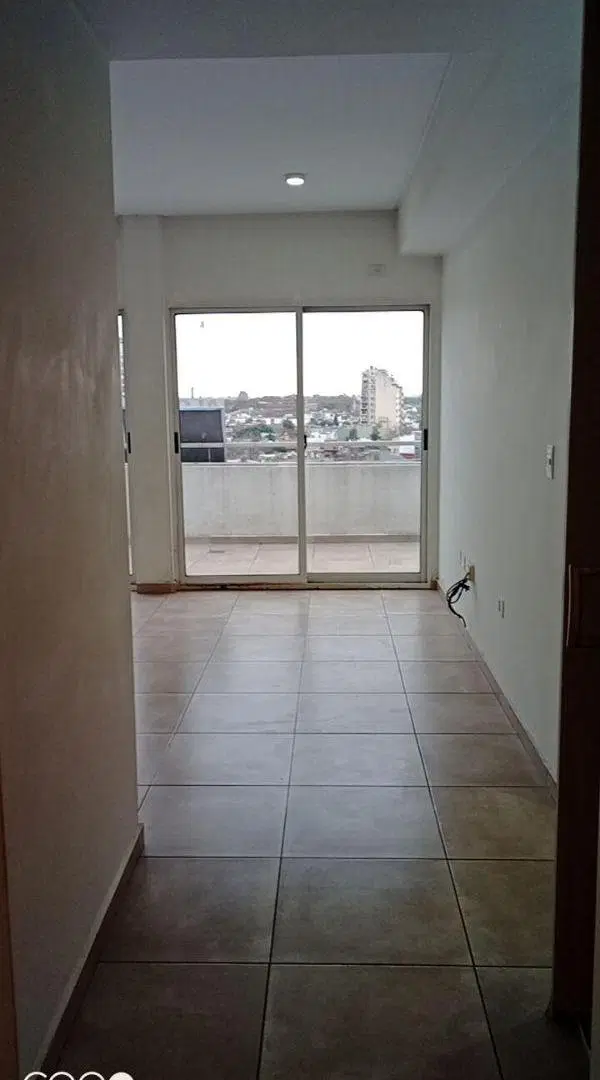 Departamento 2 ambientes al frente con terraza balcon 3