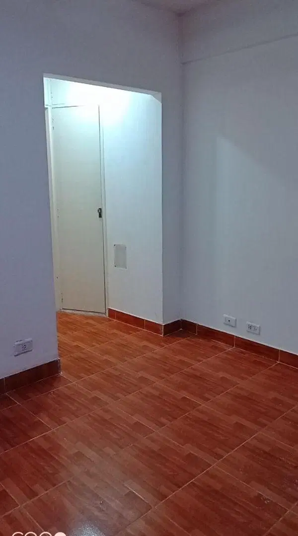Departamento 2 ambientes con patio y lavadero 4