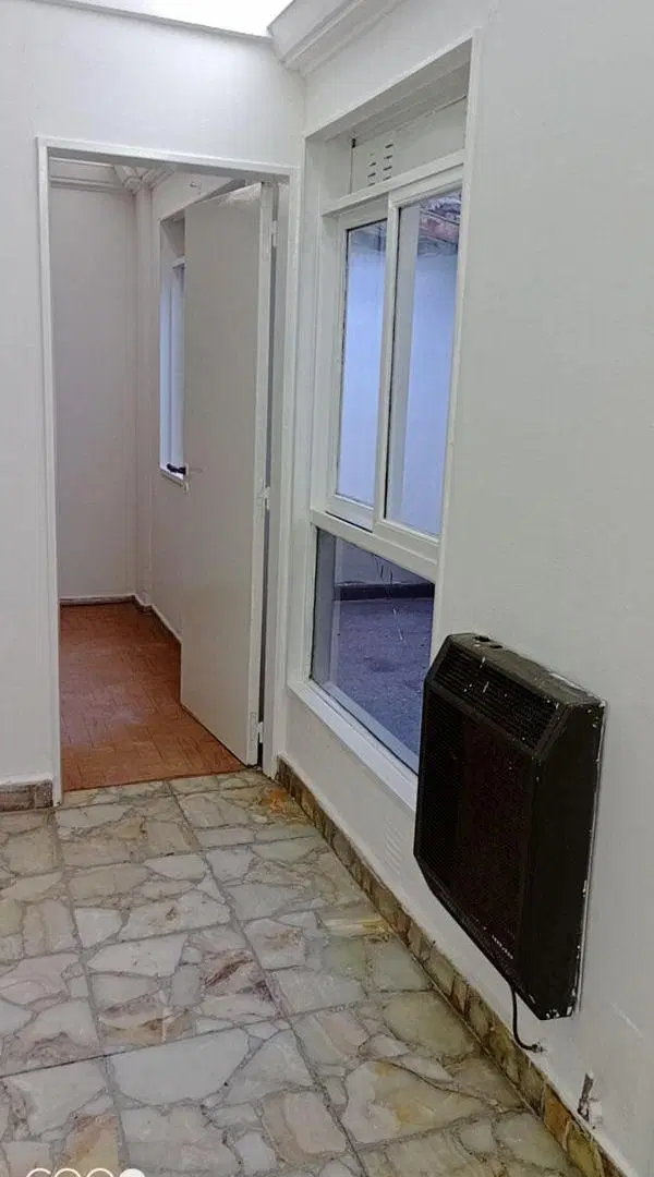 Departamento 2 ambientes laterales con patio y lavadero 2
