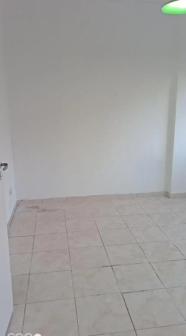 Departamento 1 ambiente a la calle 2