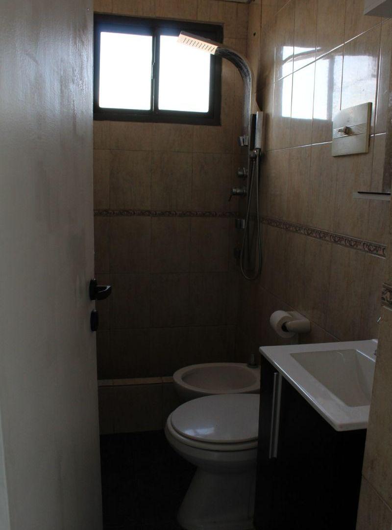 Foto de Departamento 3 ambientes contrafrente con balcon, imagen 2