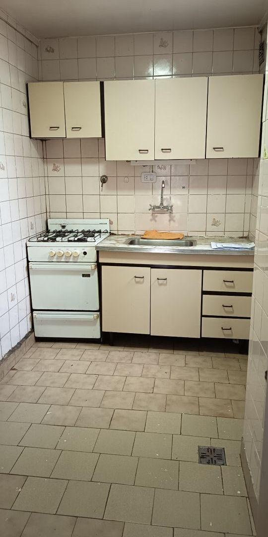 Foto de DEPARTAMENTO 3 AMBINETES A LA CALLE CON BALCON, imagen 3