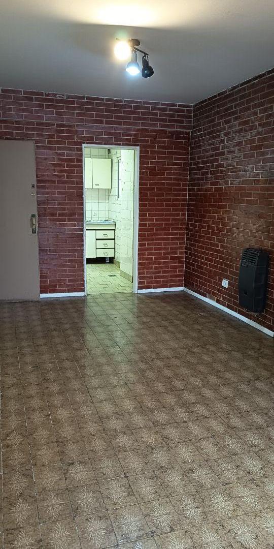 Foto de DEPARTAMENTO 3 AMBINETES A LA CALLE CON BALCON, imagen 5