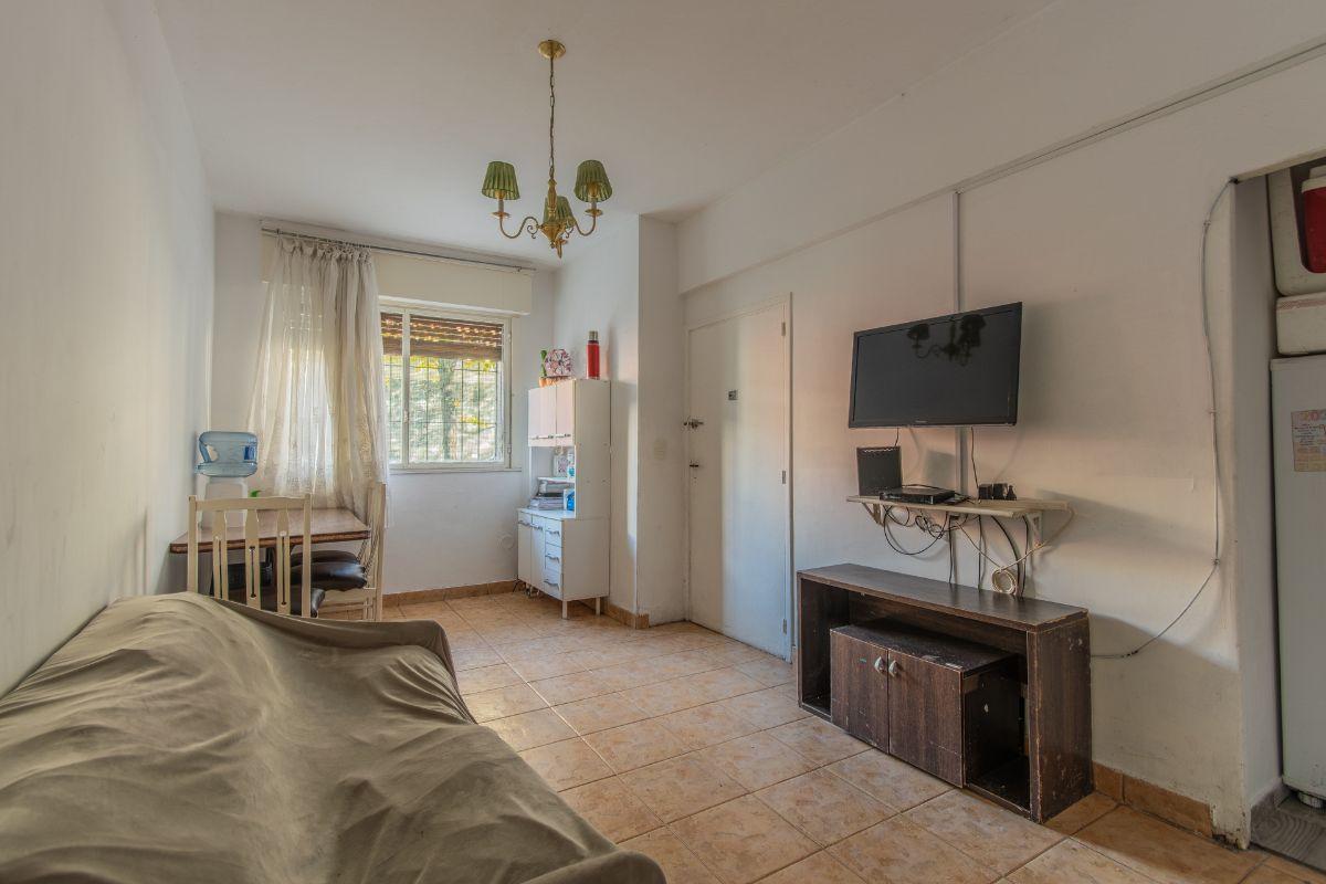 VENTA DEPARTAMENTO 3 AMBIENTES PLANTA BAJA CON PATIO
