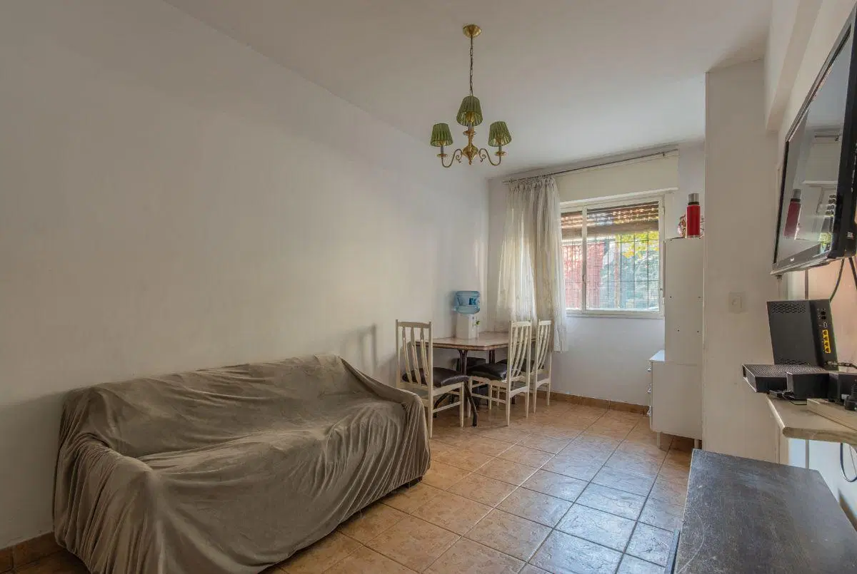 VENTA DEPARTAMENTO 3 AMBIENTES PLANTA BAJA CON PATIO 4