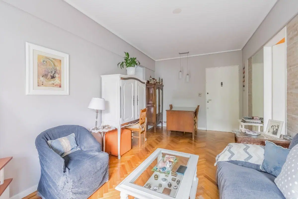 VENTA DEPARTAMENTO DOS AMBIENTES EN CABALLITO 8