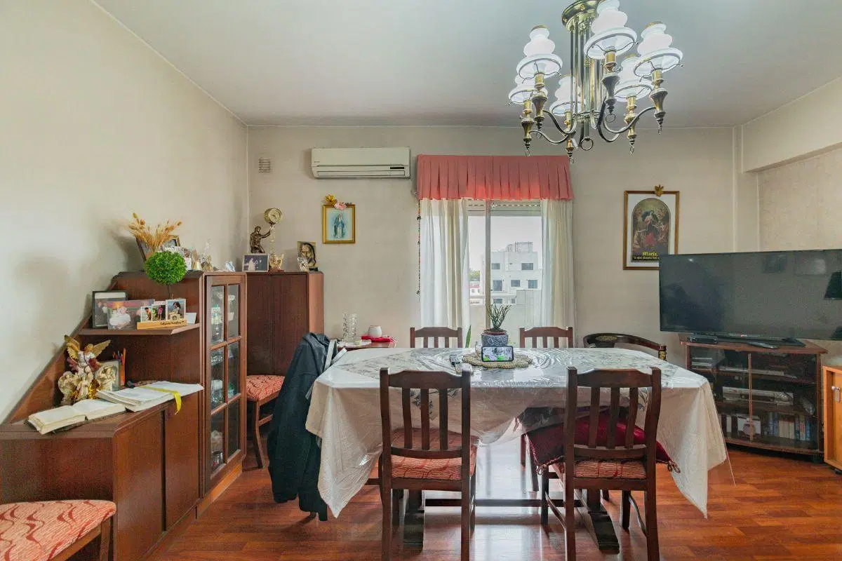 VENTA DEPARTAMENTO 4 AMBIENTES 2