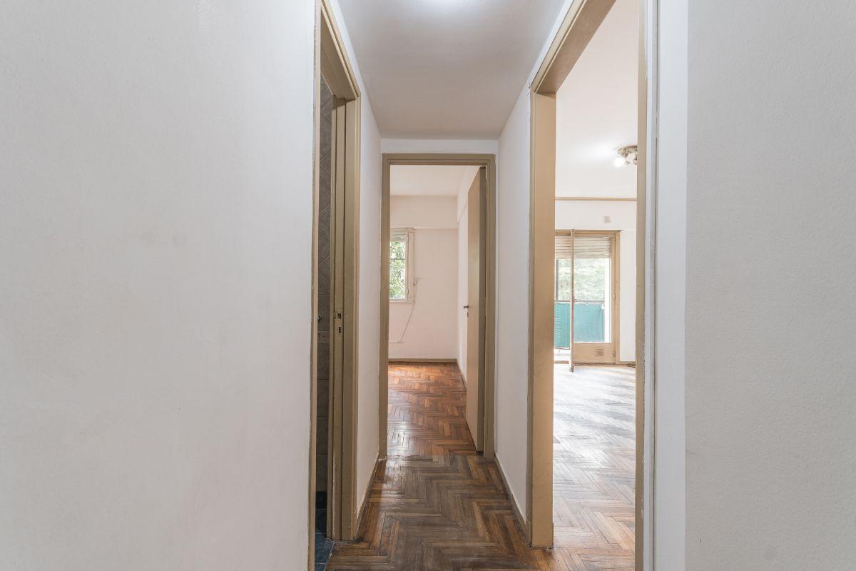 Foto de VENTA DEPARTAMENTO 3 AMBIENTES EN VILLA DEL PARQUE – APTO CREDITO, imagen 3