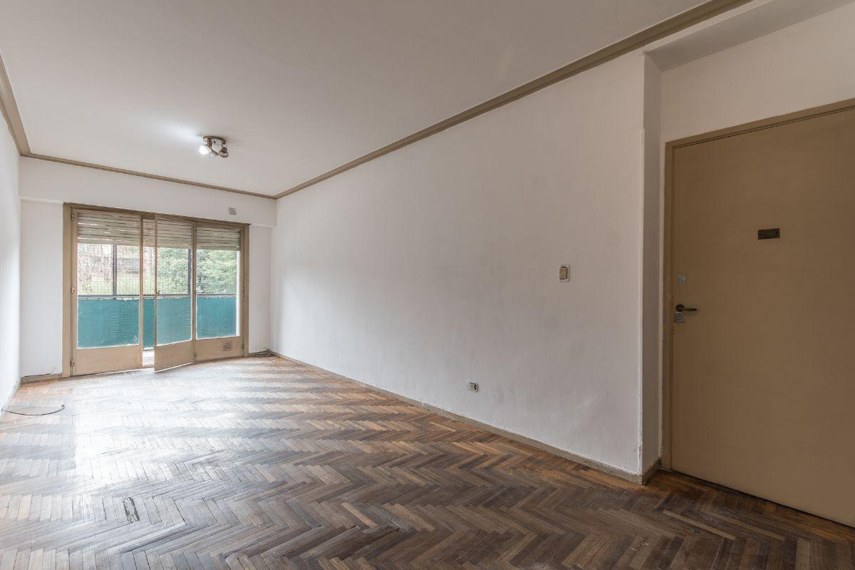 Foto de VENTA DEPARTAMENTO 3 AMBIENTES EN VILLA DEL PARQUE – APTO CREDITO, imagen 4