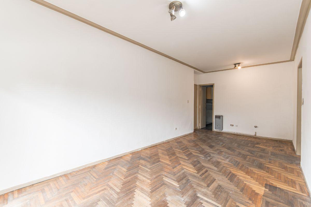 Foto de VENTA DEPARTAMENTO 3 AMBIENTES EN VILLA DEL PARQUE – APTO CREDITO, imagen 5