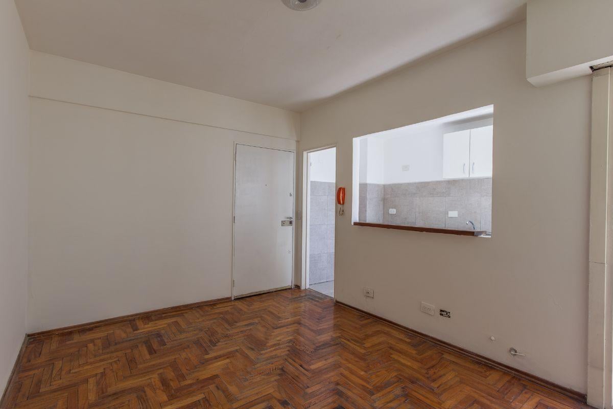 Foto de VENTA DEPARTAMENTO DOS AMBIENTES EN VILLA PUEYRREDON, imagen 4