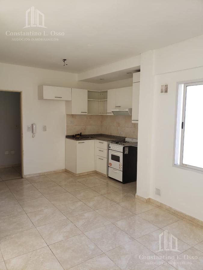Oportunidad - Venta Edificio en Block 8 Dptos con Local y Cocheras - Alquilado Renta Inmediata 2