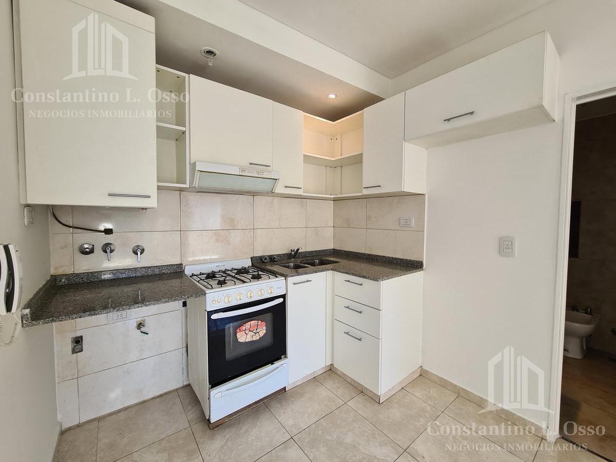 Oportunidad - Venta Edificio en Block 8 Dptos con Local y Cocheras - Alquilado Renta Inmediata 3