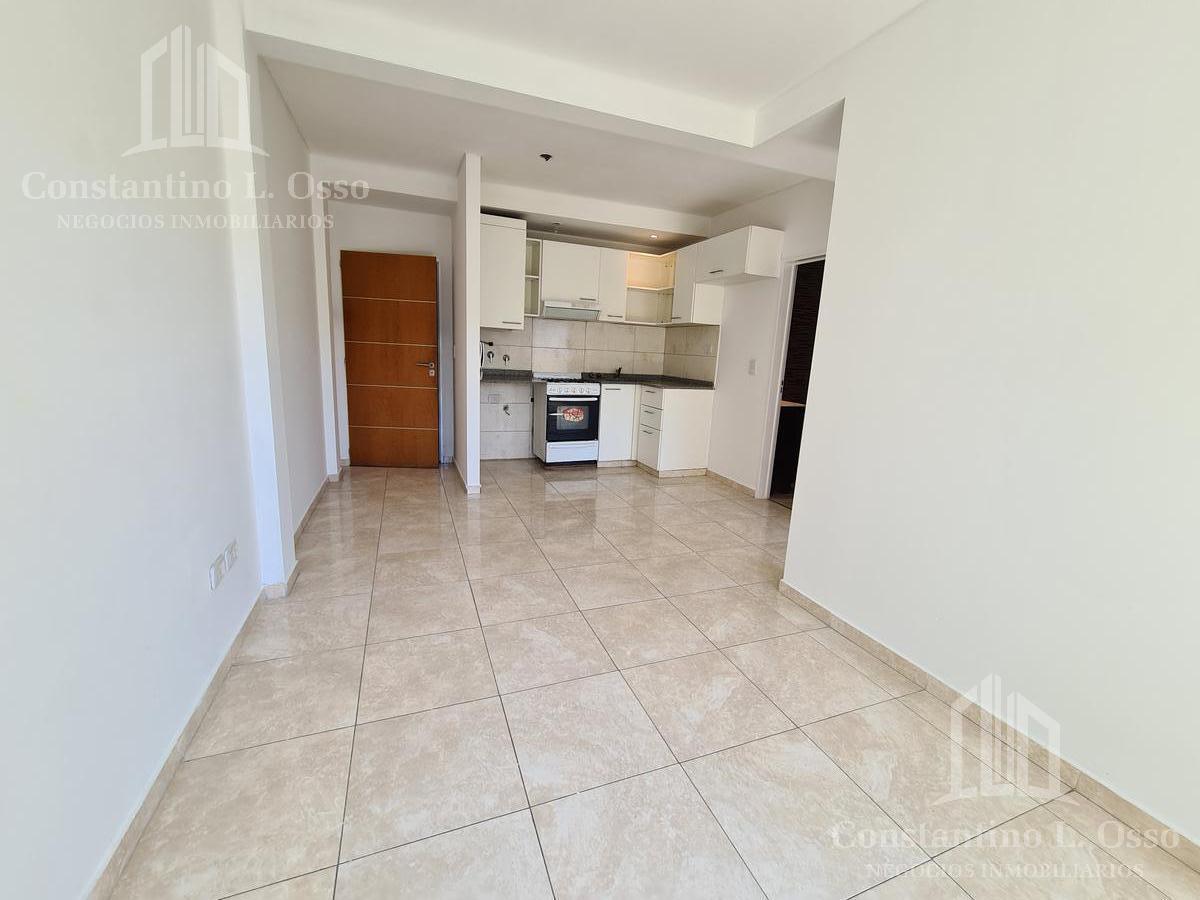 Oportunidad - Venta Edificio en Block 8 Dptos con Local y Cocheras - Alquilado Renta Inmediata 4