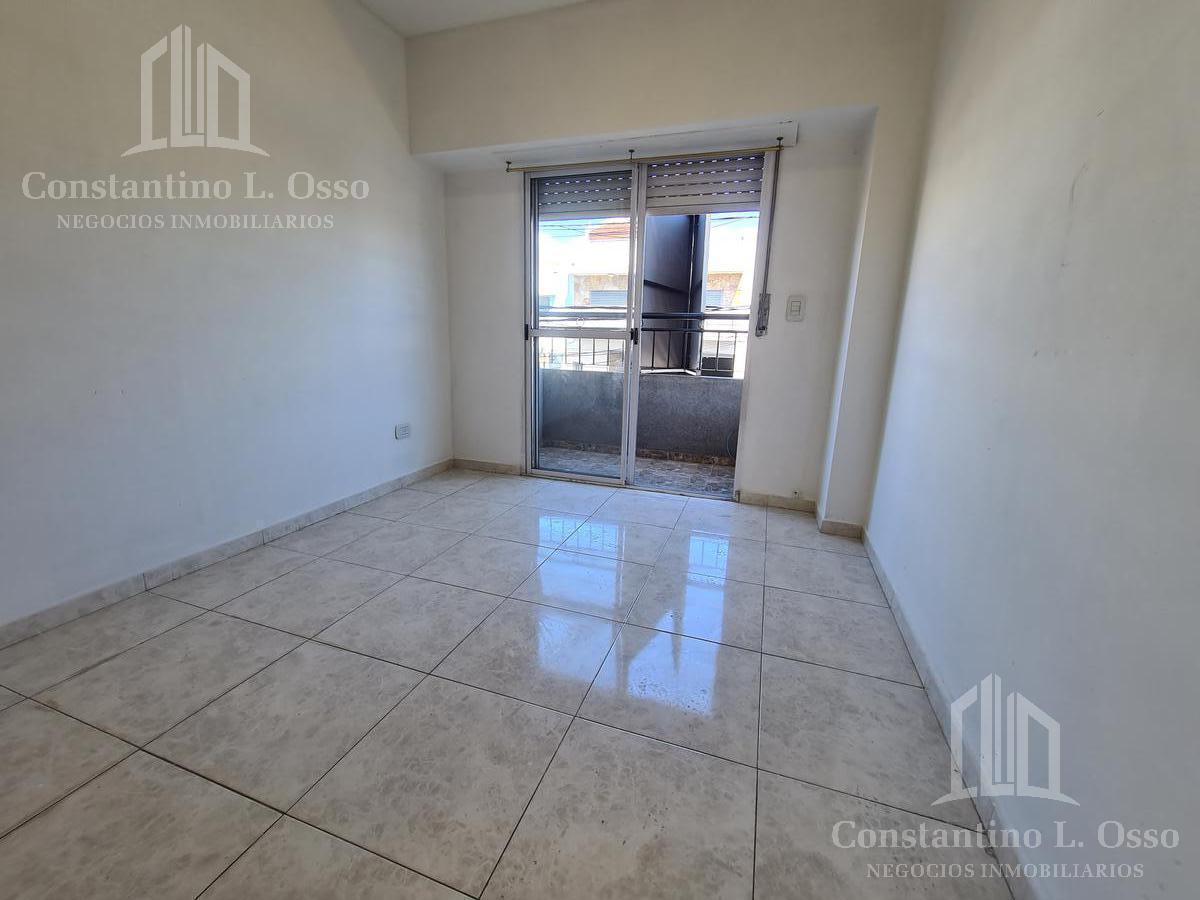 Oportunidad - Venta Edificio en Block 8 Dptos con Local y Cocheras - Alquilado Renta Inmediata 5