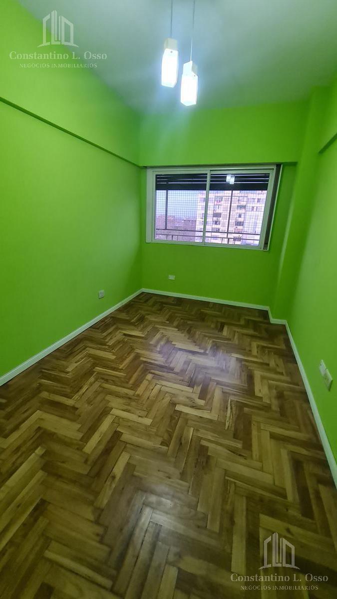 Foto de Oportunidad - Departamento 3 ambientes - Piso alto- Remedios De Escalada, imagen 4