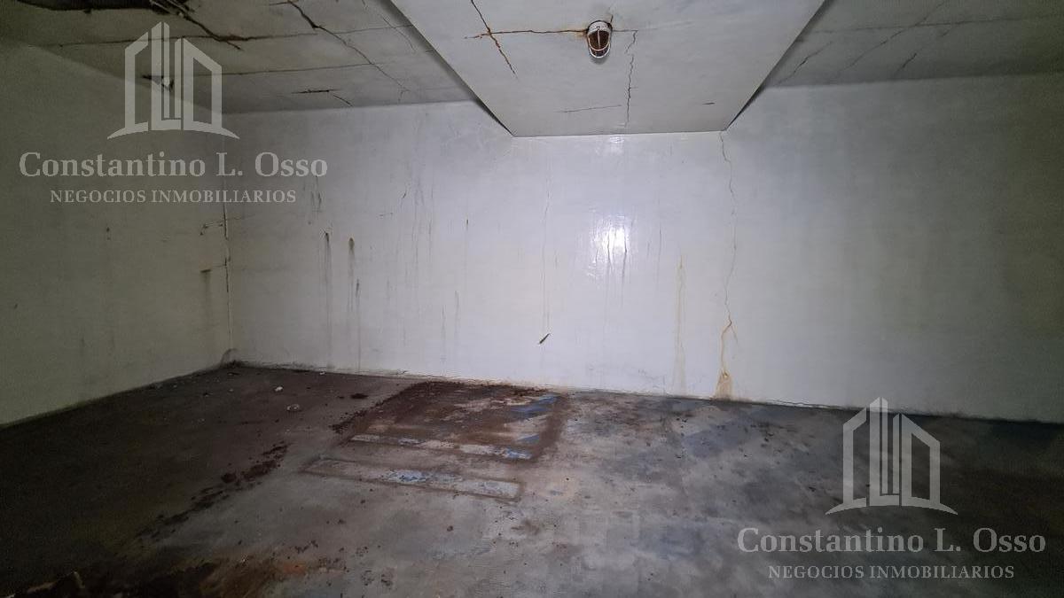 Foto de Oportunidad - Galpón depósito - Lote propio - Lanús Oeste, imagen 5