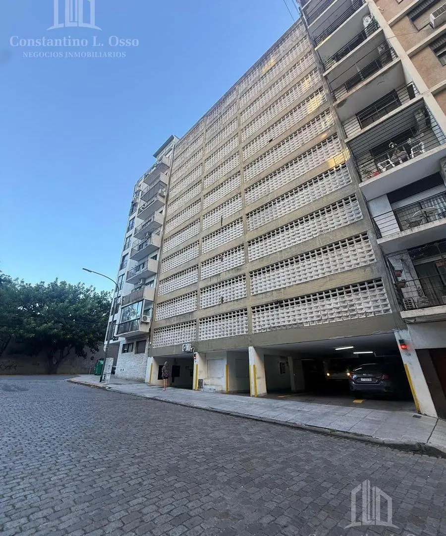 Cochera doble en venta - Recoleta 1