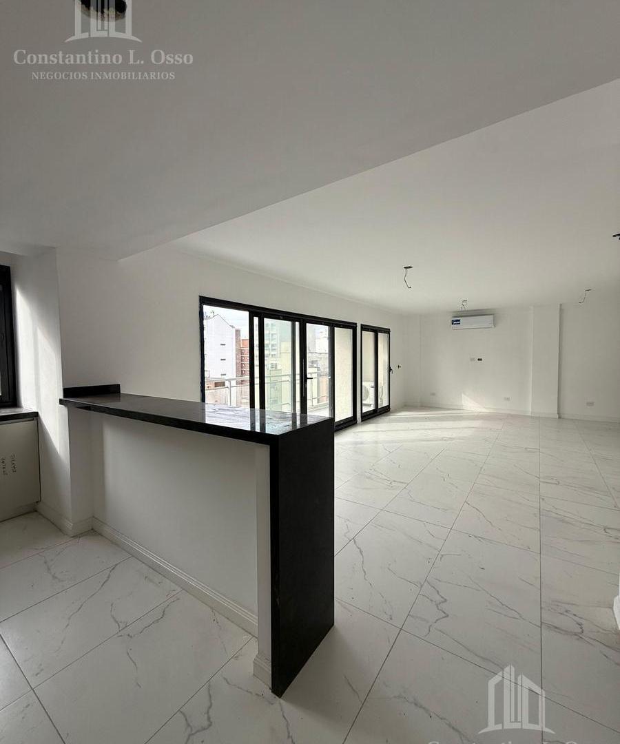 Piso 4 ambientes - 2 cocheras - Baulera - Venta - 180m2 - Lanusita