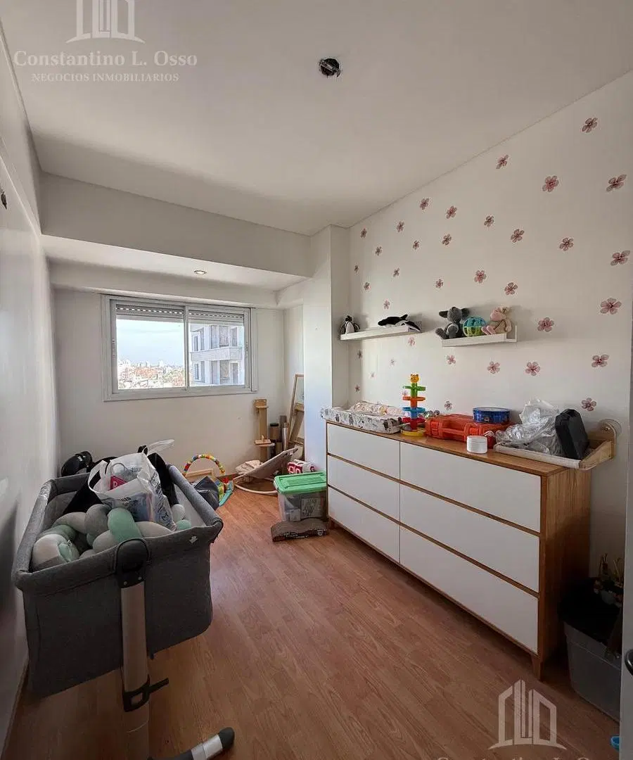 Departamento tres ambientes con cochera - Venta 8