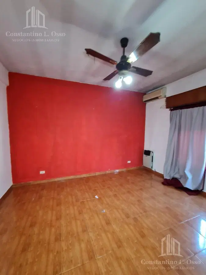 Hermosa casa en venta - Burzaco 5