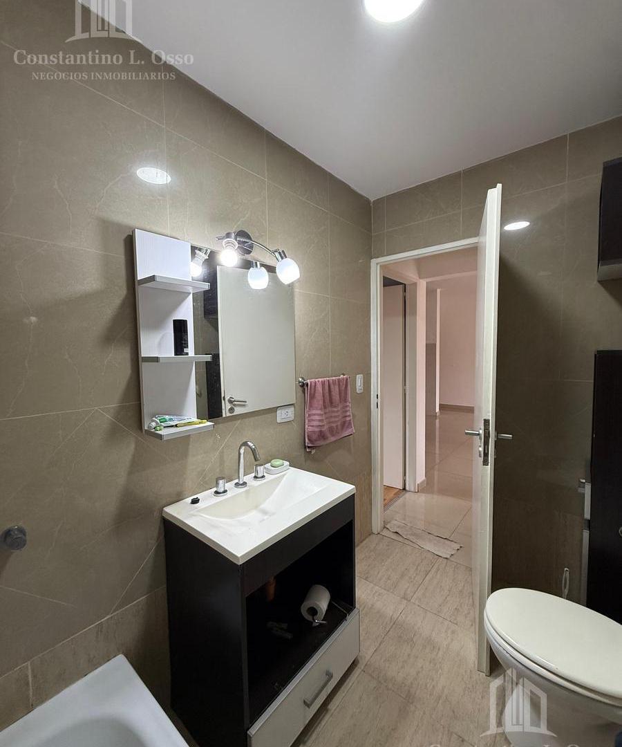 Foto de PH tres ambientes con terraza - primer piso - lanus oeste - venta - Apto credito, imagen 4