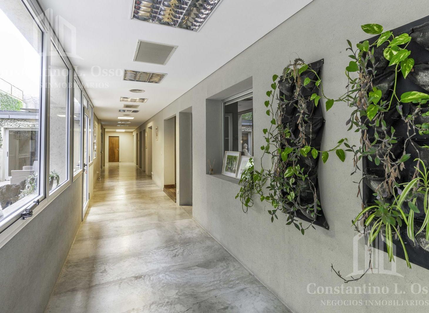 Foto de Casa - Oficina - Lote propio - Venta - San Isidro, imagen 1